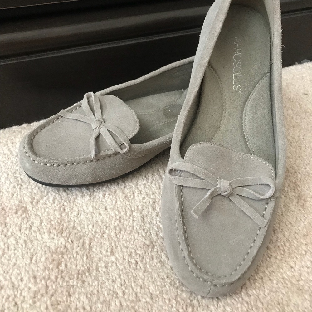 Aerosoles • Gray Loafers